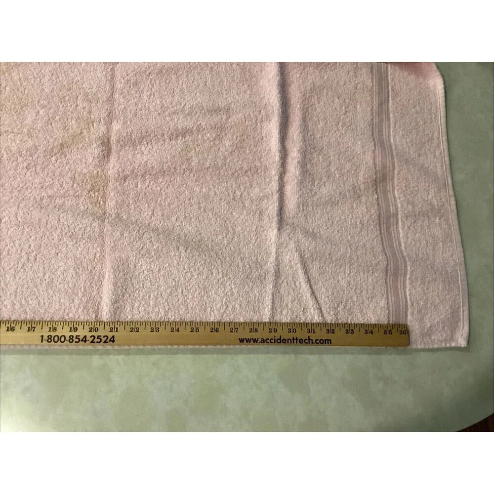 Vtg Cannon Bath Towel Pink Lace Trim Cotton Retro 70s Made In USA Solid